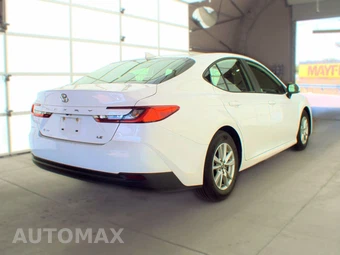 2025 Toyota Camry LE - miniatura 4