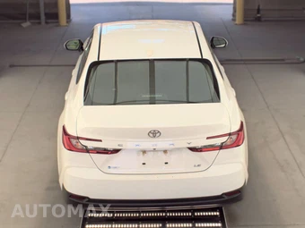 2025 Toyota Camry LE - miniatura 5