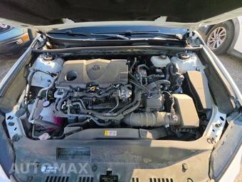 2025 Toyota Camry LE - miniatura 15