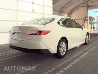 2025 Toyota Camry LE - miniatura 4