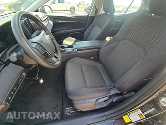 2025 Toyota Camry LE - miniatura 13