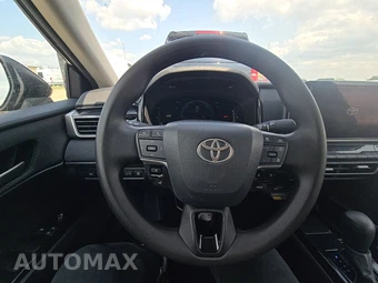 2025 Toyota Camry LE - miniatura 16