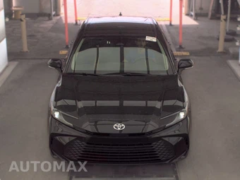 2025 Toyota Camry LE - miniatura 2