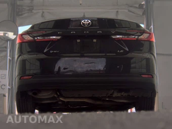 2025 Toyota Camry LE - miniatura 7