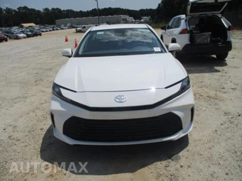2025 Toyota Camry LE - miniatura 6