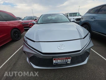 2025 Toyota Camry LE - miniatura 2