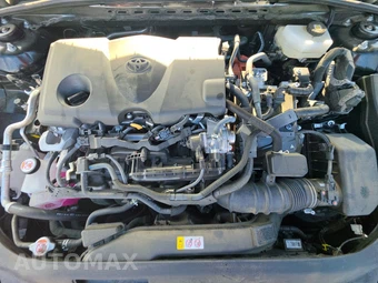 2025 Toyota Camry LE - miniatura 15