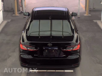 2025 Toyota Camry LE - miniatura 5
