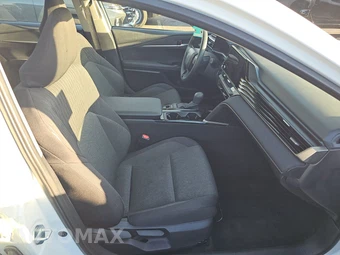 2025 Toyota Camry LE - miniatura 14