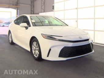 2025 Toyota Camry LE - miniatura 4