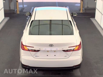 2025 Toyota Camry LE - miniatura 6