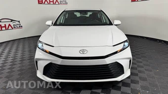2025 Toyota Camry LE - miniatura 10