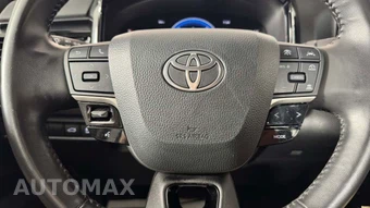 2025 Toyota Camry LE - miniatura 16