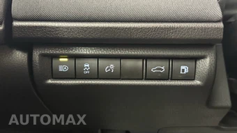 2025 Toyota Camry LE - miniatura 19
