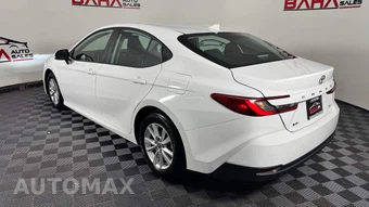 2025 Toyota Camry LE - miniatura 5