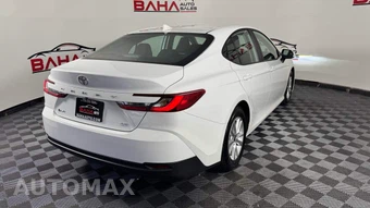 2025 Toyota Camry LE - miniatura 7