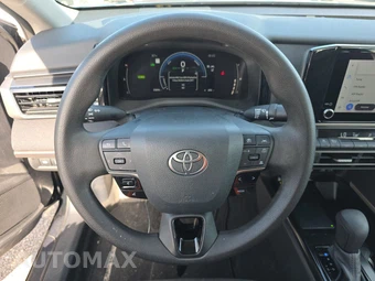 2025 Toyota Camry LE - miniatura 10