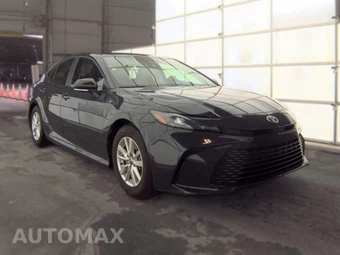 2025 Toyota Camry LE - miniatura 3