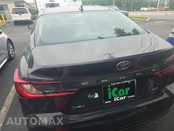 2025 Toyota Camry LE - miniatura 5