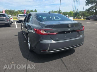 2025 Toyota Camry LE - miniatura 2
