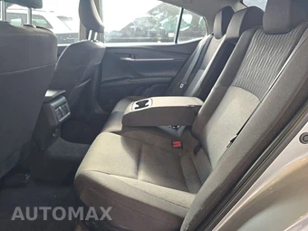 2025 Toyota Camry LE - miniatura 13