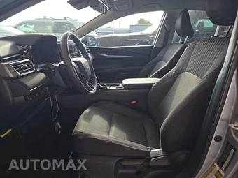 2025 Toyota Camry LE - miniatura 7