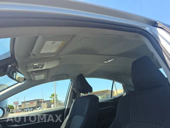 2025 Toyota Camry LE - miniatura 14
