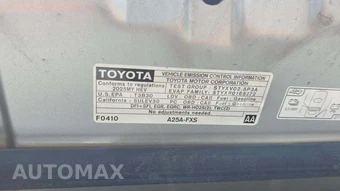 2025 Toyota Camry LE - miniatura 24