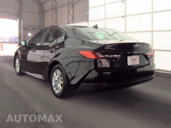 2025 Toyota Camry LE - miniatura 6