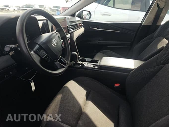 2025 Toyota Camry LE - miniatura 7