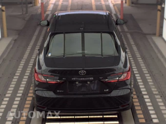 2025 Toyota Camry LE - miniatura 5