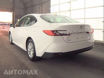 2025 Toyota Camry LE - miniatura 6