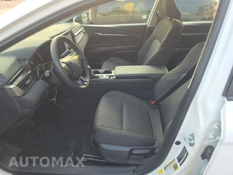2025 Toyota Camry LE - miniatura 7