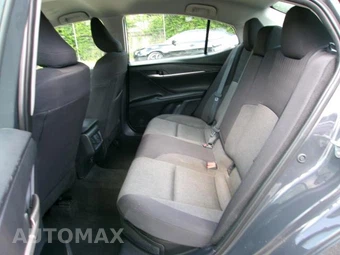 2025 Toyota Camry LE - miniatura 15