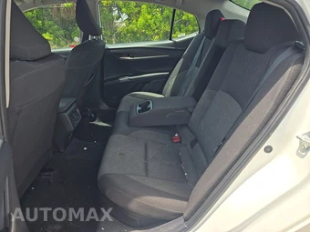 2025 Toyota Camry LE - miniatura 13
