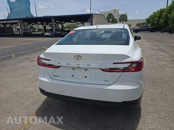 2025 Toyota Camry LE - miniatura 5