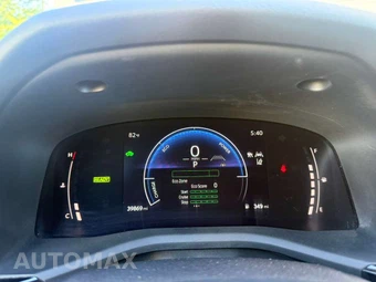 2025 Toyota Camry LE - miniatura 12