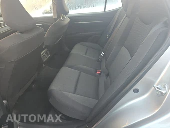 2025 Toyota Camry LE - miniatura 13