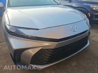 2025 Toyota Camry LE - miniatura 2