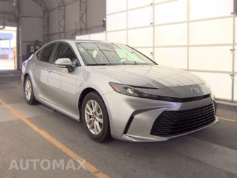 2025 Toyota Camry LE - miniatura 3