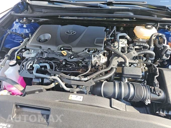 2025 Toyota Camry LE - miniatura 15