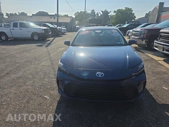 2025 Toyota Camry LE - miniatura 2