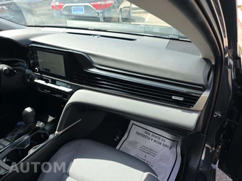 2025 Toyota Camry LE - miniatura 19
