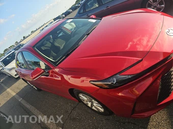 2025 Toyota Camry LE - miniatura 3