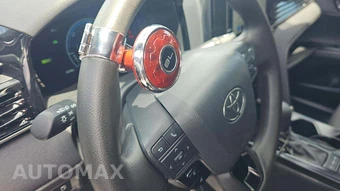 2025 Toyota Camry LE - miniatura 20