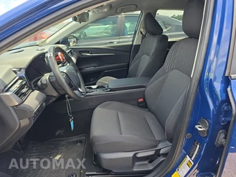 2025 Toyota Camry LE - miniatura 7