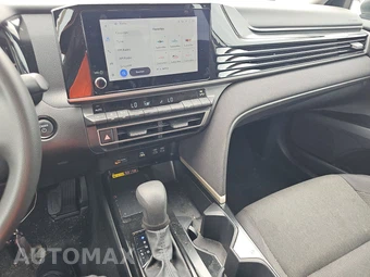 2025 Toyota Camry LE - miniatura 11