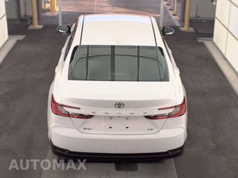 2025 Toyota Camry LE - miniatura 5