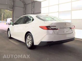 2025 Toyota Camry LE - miniatura 6