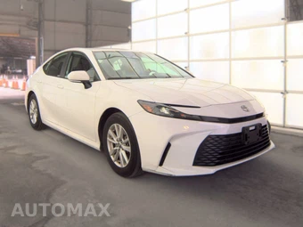 2025 Toyota Camry LE - miniatura 3